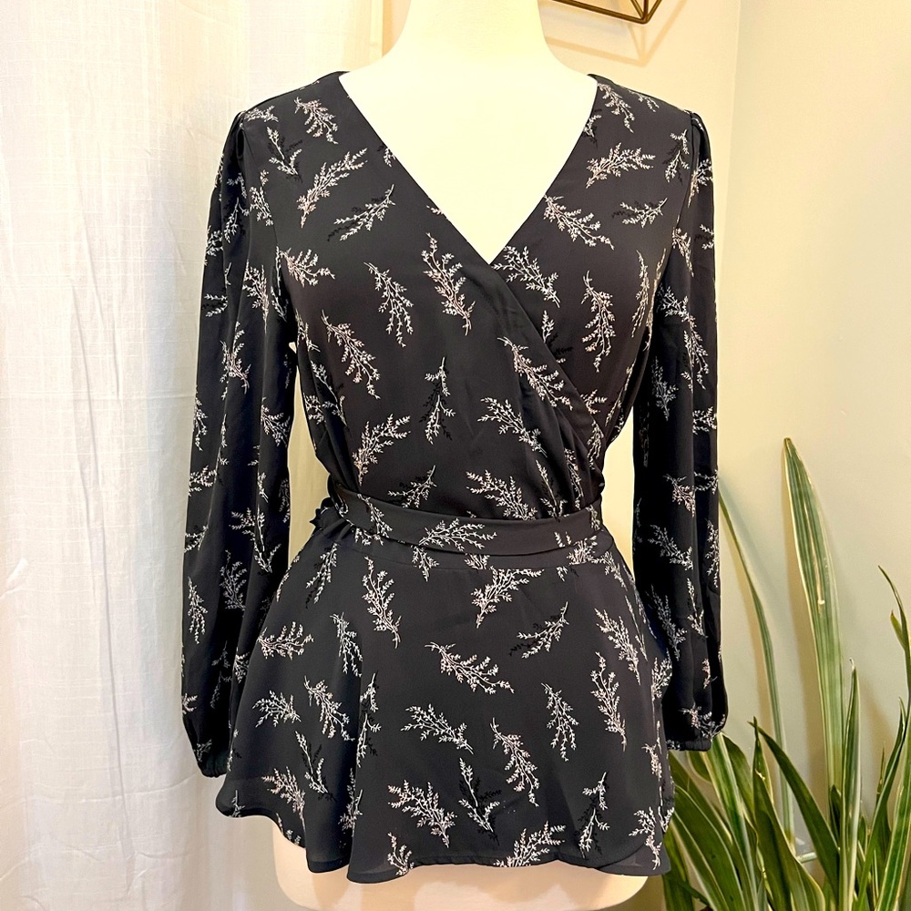 NWOT! Ann Taylor Loft Peplum Tie Waist Top